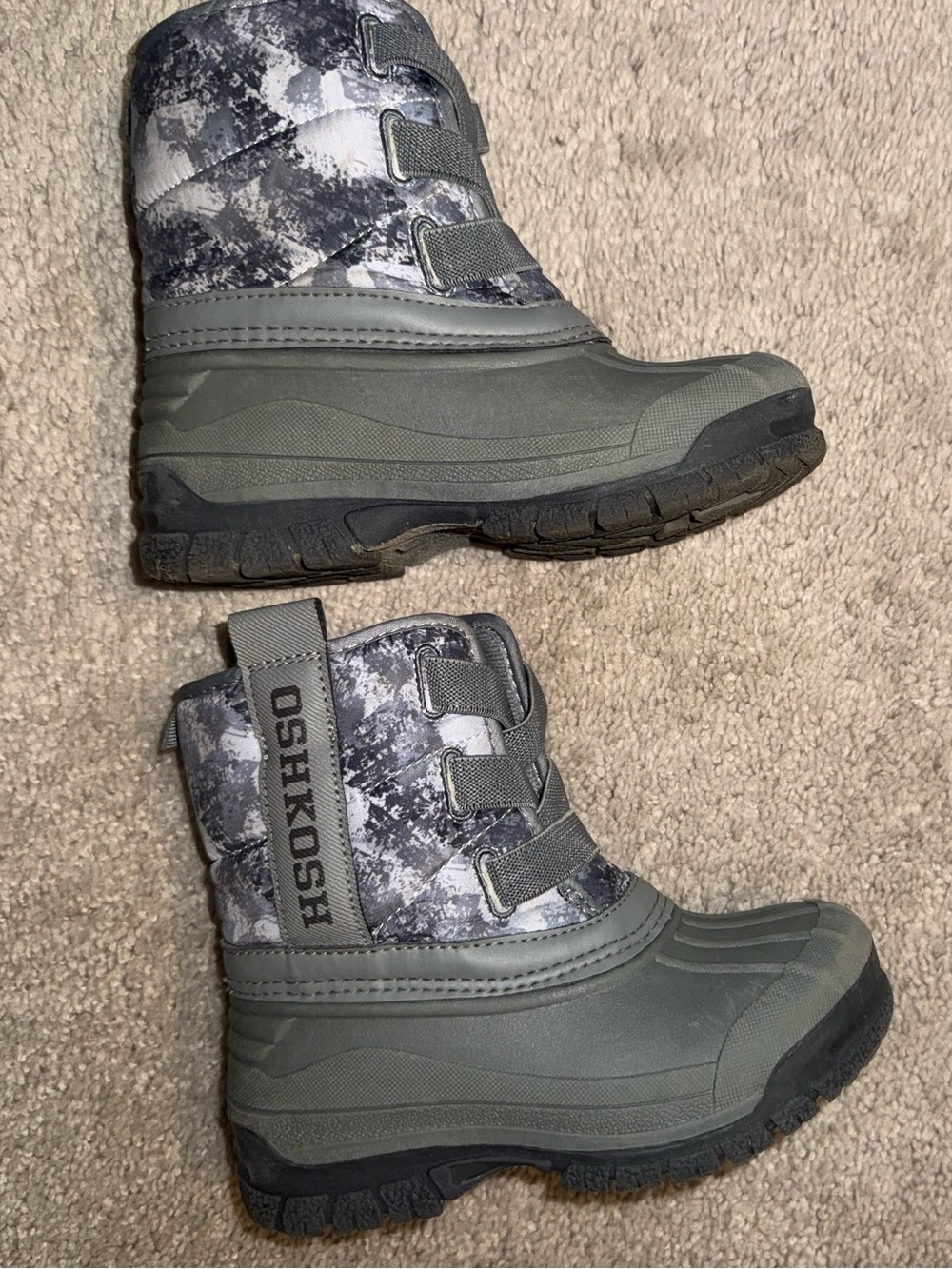 OshKosh B'gosh Gray and Black Kids Snow Boots with Camouflage Upper